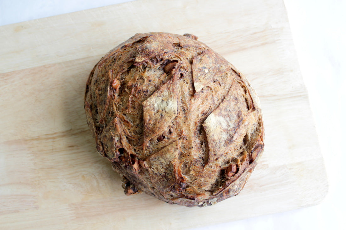 紅茶藏茴香合桃黑麥酸種麵包 Sourdough with black tea, caraway seed and walnut 800g