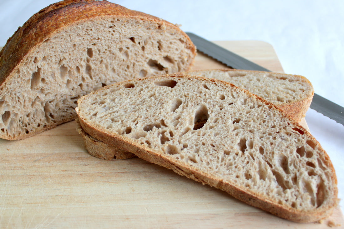 巴馬臣芝士酸種麵包 Sourdough with parmesan