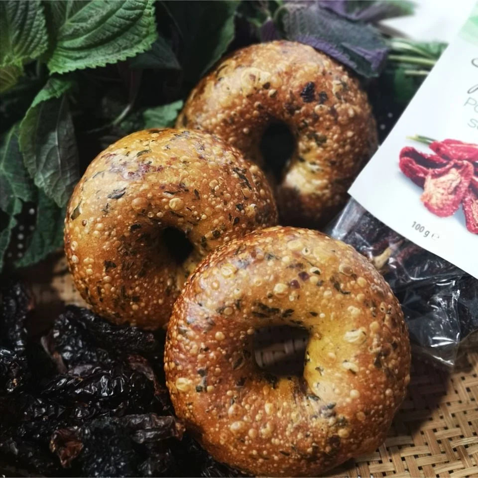 紫蘇蕃茄乾貝果 Shiso Sun-dried Tomato Bagel