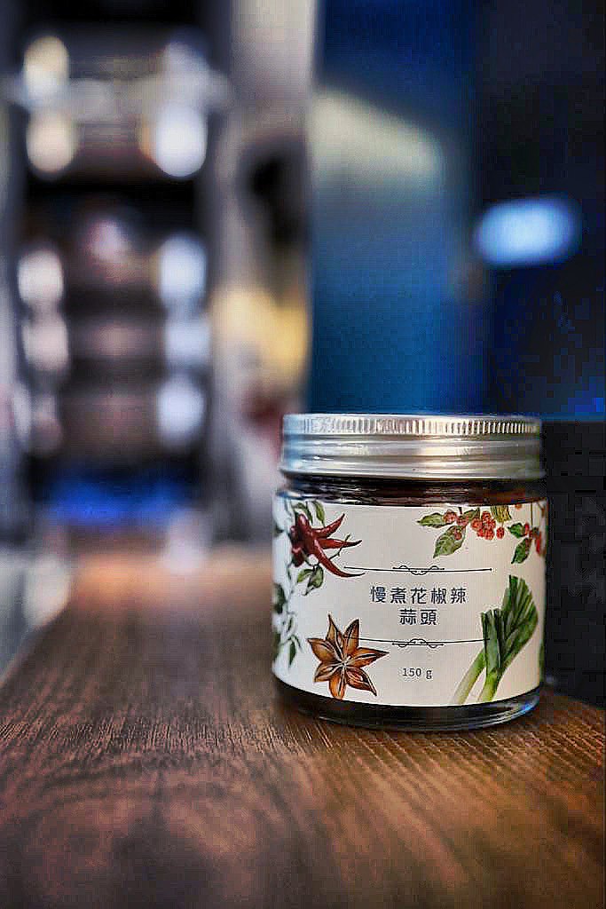 慢煮花椒辣蒜頭 🌶